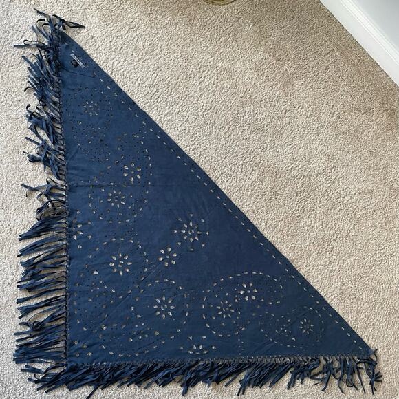 Renee's NYC Blue Triangle Scarf - Picture 5 of 13